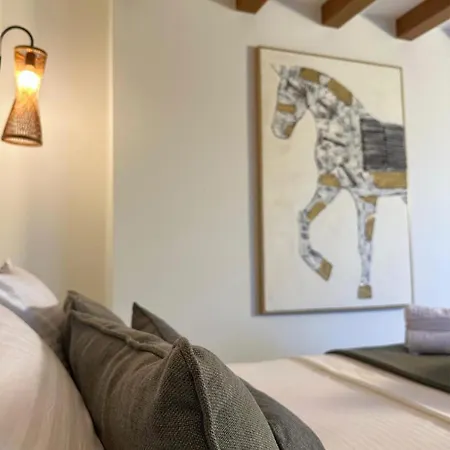 Edra House * 알라카티