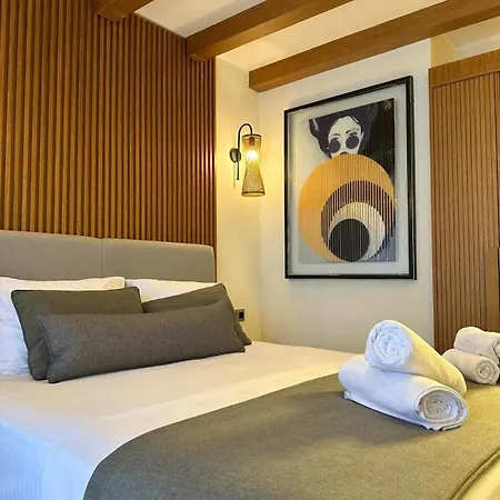 Edra House Hotel *