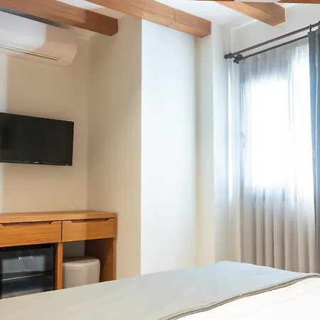 Edra House ホテル