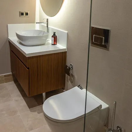 Edra House 알라카티